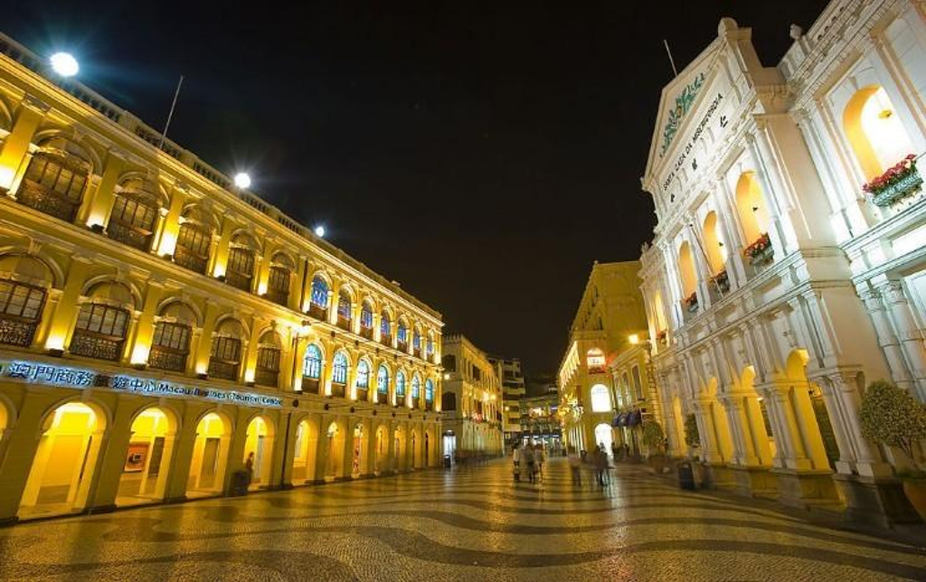 澳门，历史、文化与现代化交织的东方明珠之城