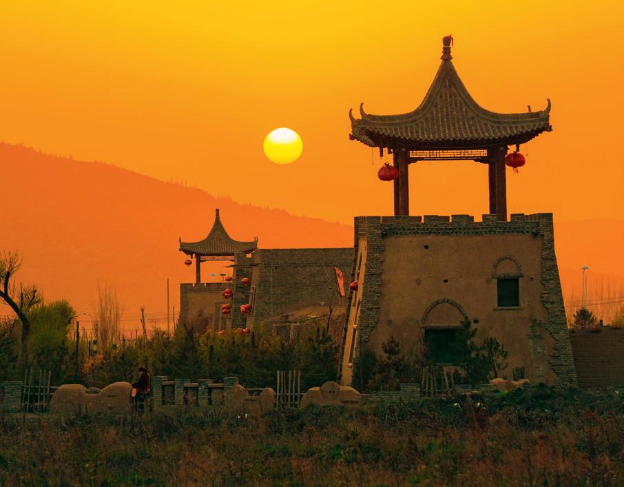 宁夏黄土高原的夕阳余晖